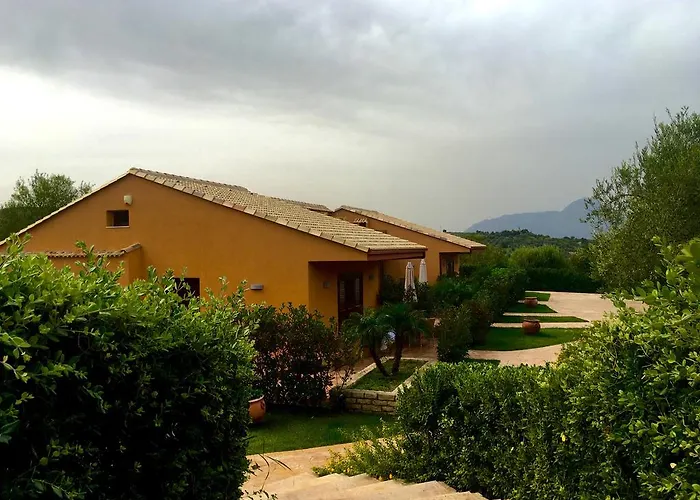 Villa Cattleya