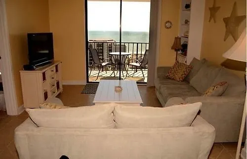 Best Selfcatering Units At Holiday Towers By Elliott Beach Rentals