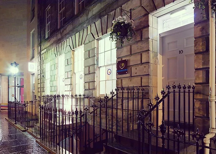Ten Hill Place