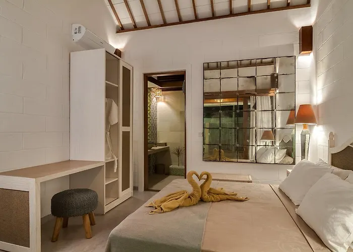 Coral Flora Villa Beach Front