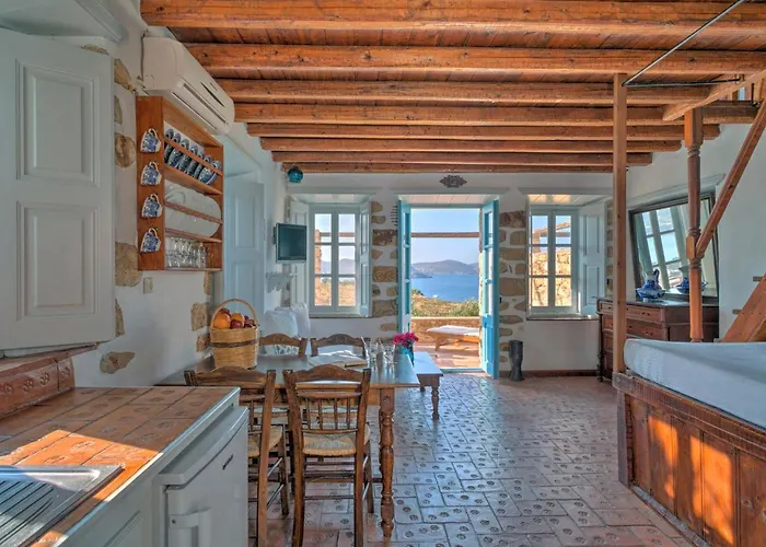 Eirini Luxury Hotel Villas