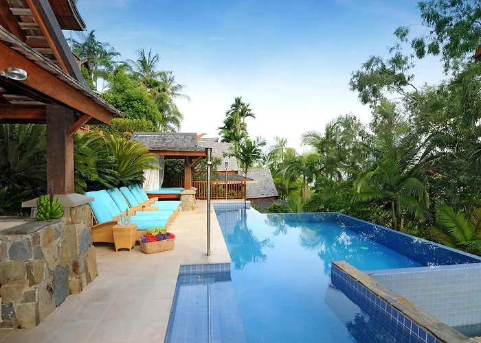 Villa Empat Puluh Dua