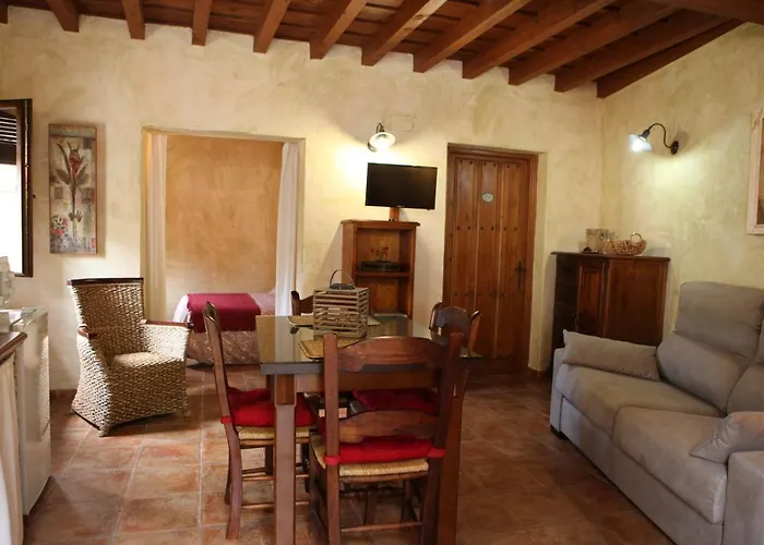 Apartamentos Rurales La Solana