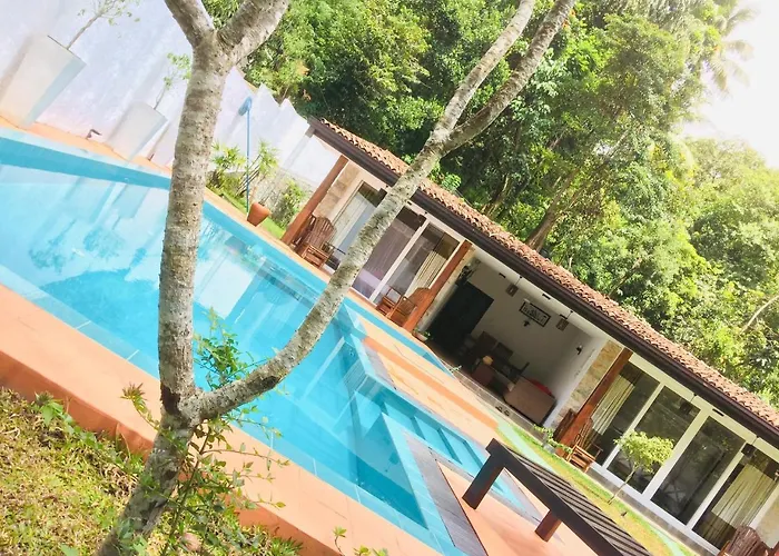 Villa Kandy With Private Pool