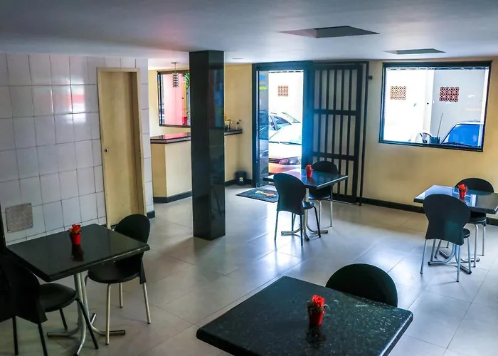 Motel: Hotel Piramide Pernambues (Adults Only)