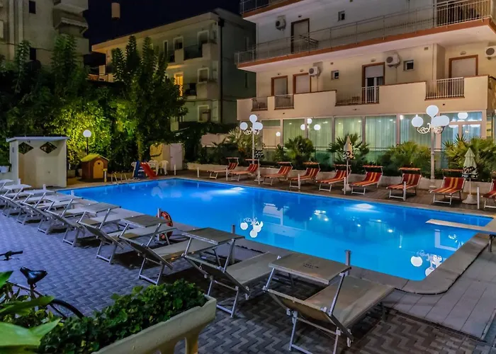 Hotel: Hotel Beverly