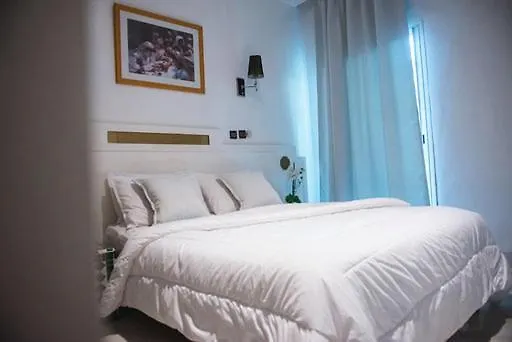 Hotel Les Ambassadeurs