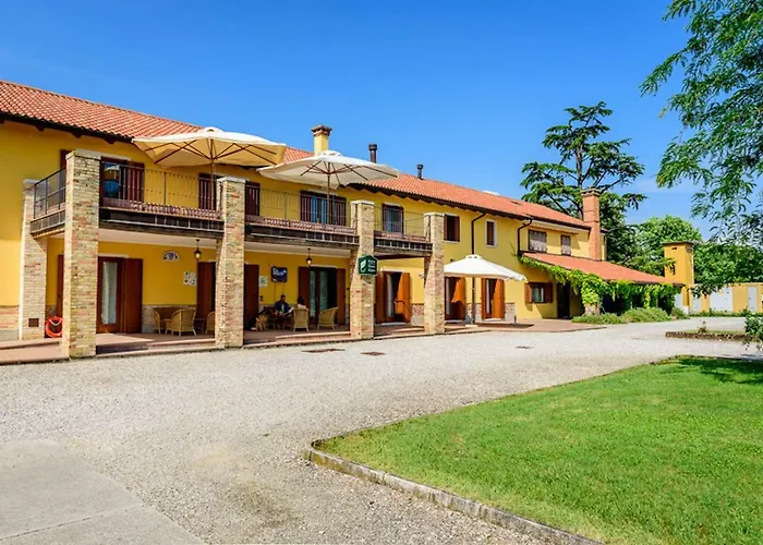Agriturismo Tenuta Regina - Glamping luxury lodges&apartments