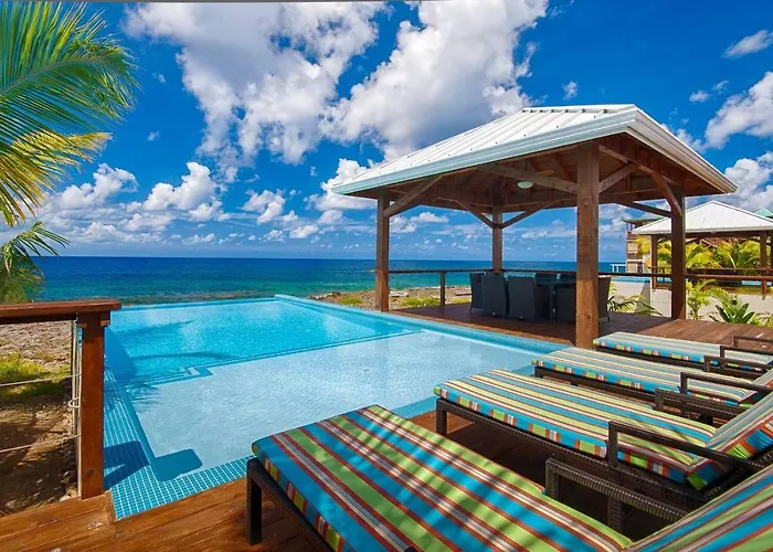 Vivaro Roatan South House