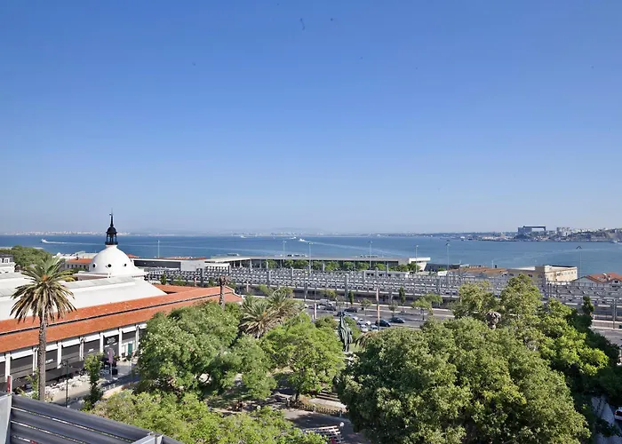 Lisbon Five Stars s 8 Building