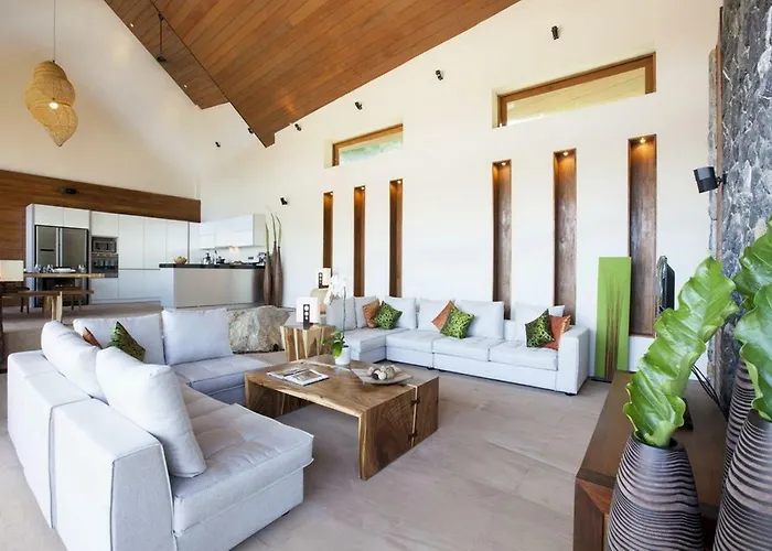 Baan Hinyai
