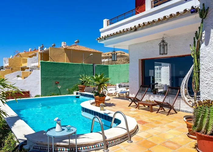 Stunning Beachclose Villa By Costarentals - Ref 03