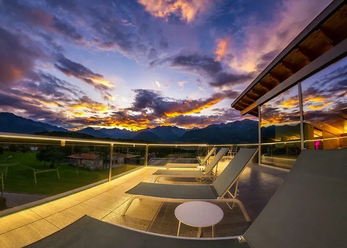 Rainbow Holiday Apartments Lake Como