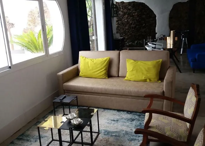 Vilna House With Private Pool, Jacuzzi And Garden -Optional Pool And Jacuzzi Heating