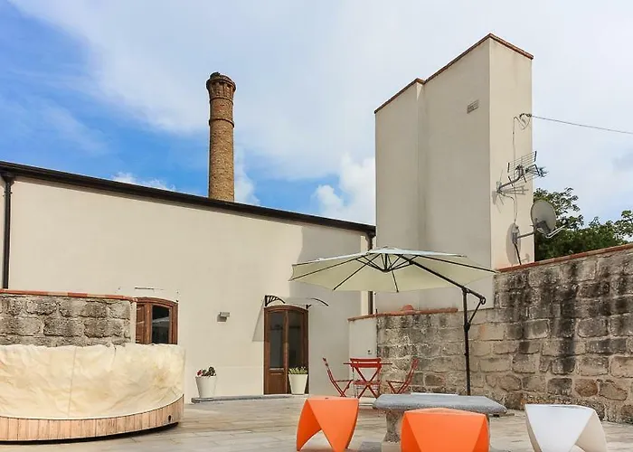 Torre Nettuno
