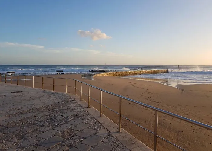 R House Central With Seaview Cascais