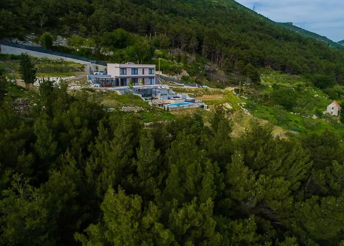 Villa Blue Hill