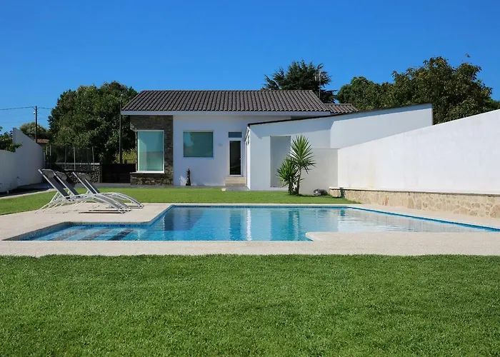 Casa rural con piscina Viña de Millan