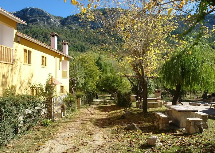 Cabina: Fuente De La Yedra