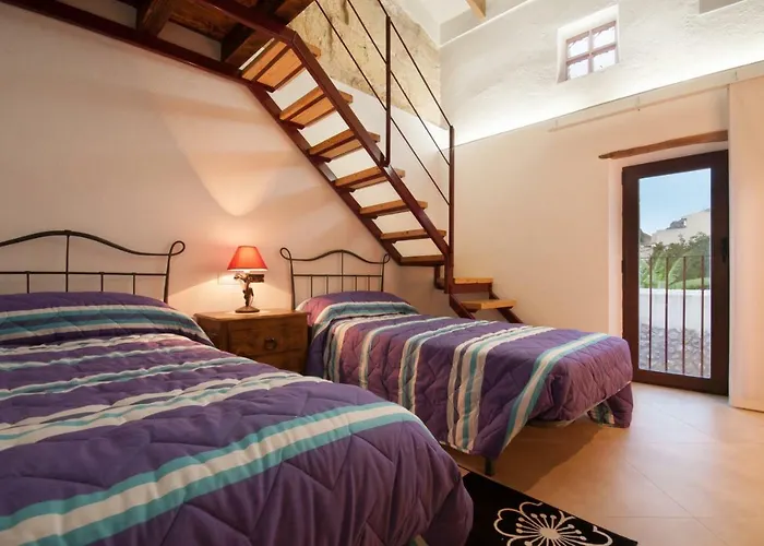 Casa Aina, 15