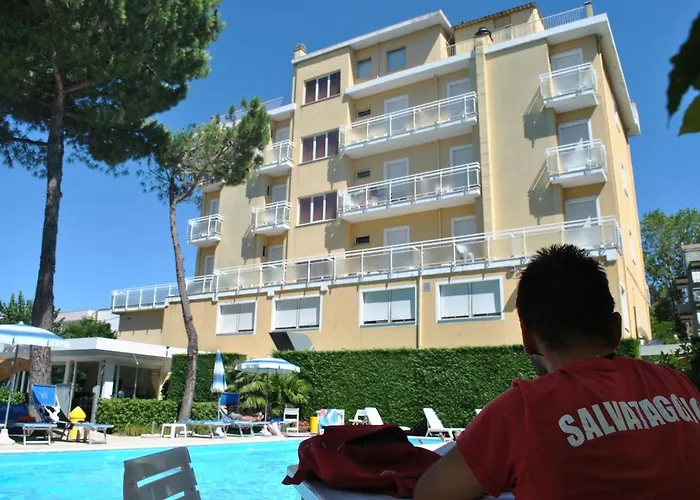 Hotel Jacuzzi: Hotel Bahama