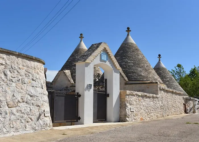 Trullo Delle Querce Suite Private Pool