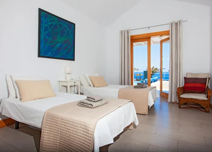 Villa Luna Mar - Magnificent Sea Views - Private Pool - Hot Tub
