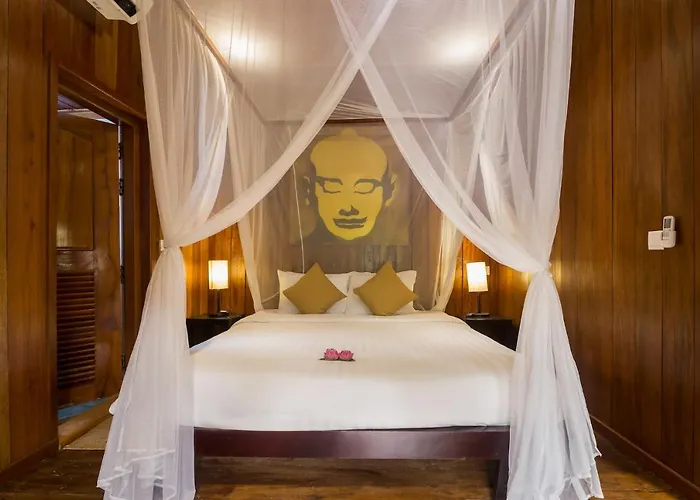 Wat Bo House By Angkor Stays