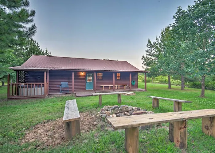 Broken Bow Starlight Cabin With Private Hot Tub!