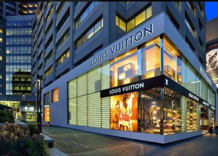 Instant Suites - Stunning Designer Studio In Yorkville