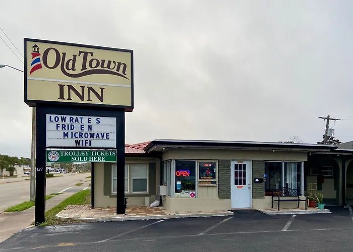 Motel: Old Town Inn