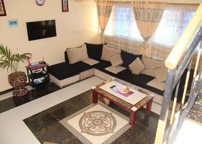 Lucky Sea Breeze Villa