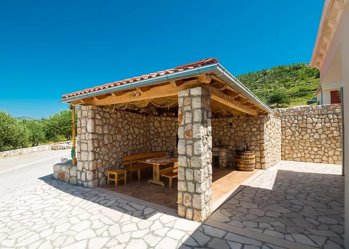 Matusic Guest House