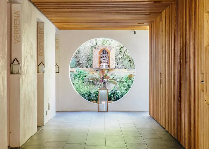 Inn At Moonlight Beach