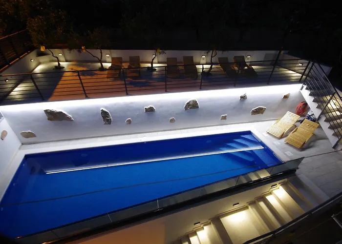 Apartments Makarska