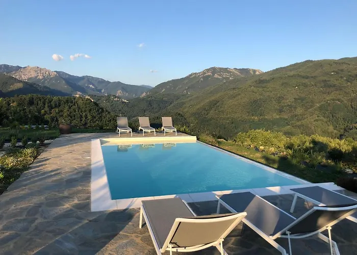360 Views, Private Infinity Pool, Pisa, Lucca, Florence, Large Garden